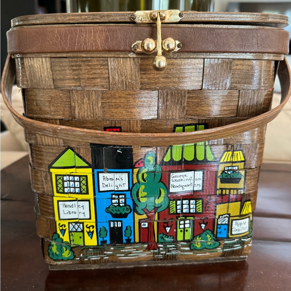 Vintage MCM 1961 Caro Nan Wooden Collectible Basket Purse Winchester, VA